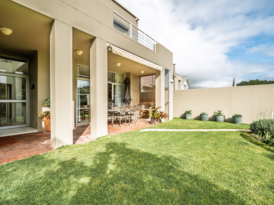 4 Bedroom Property for Sale in Leisure Isle Western Cape
